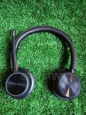 Poly Voyager 4320 Uc Wireless Headset (Plantronics) Noise-Canceling