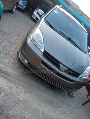 Toyota Sienna XLE Limited 4WD 2007 Gray