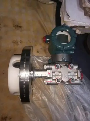 Pressure Transmitter With Sensor Flang.
