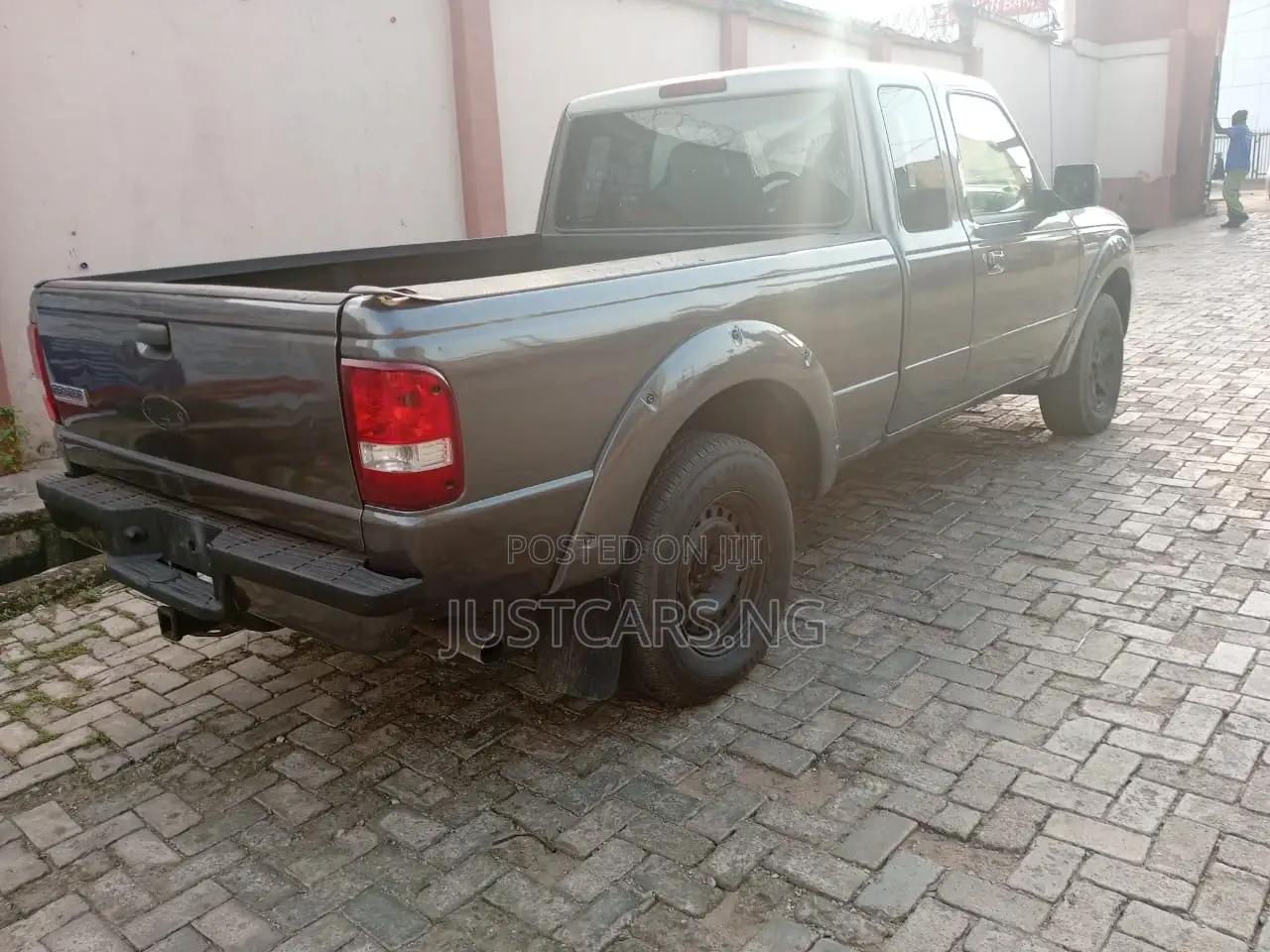 Ford Explorer 2006 Gray