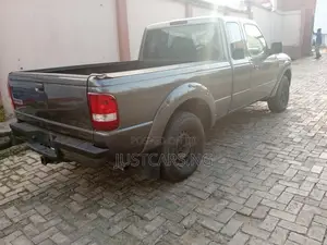 Ford Explorer 2006 Gray