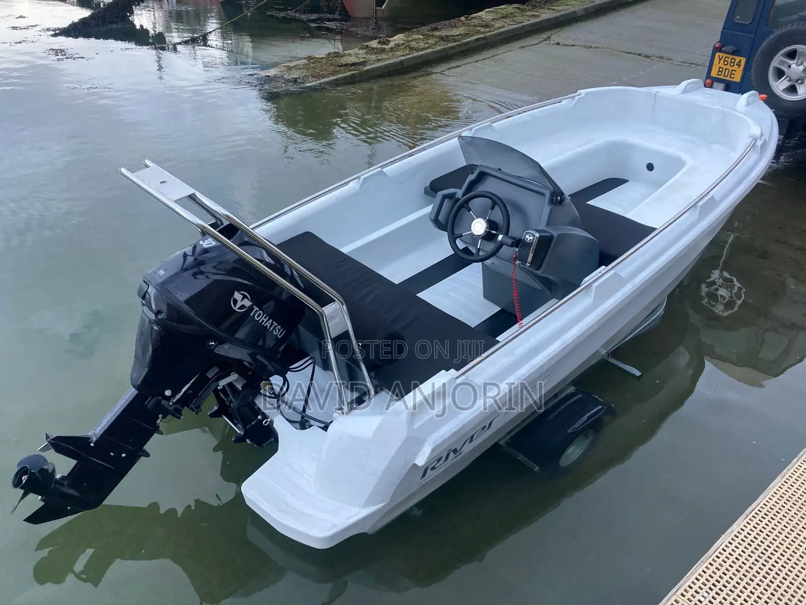 5 - 7 Seaters Boat
