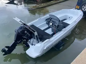 5 - 7 Seaters Boat