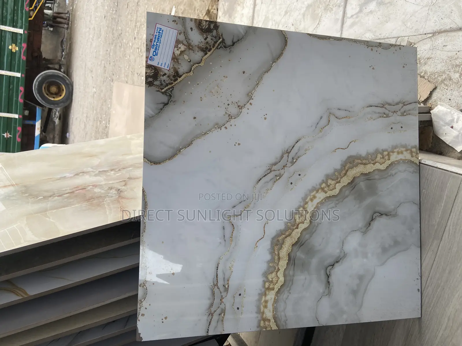 60by60 Floor Tile High Quality Glossy