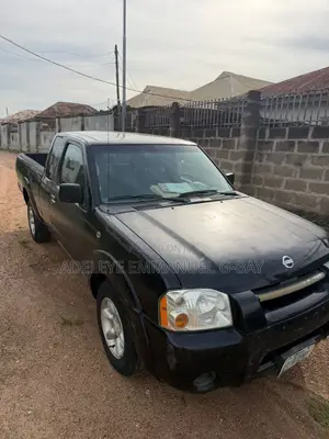 Nissan Frontier 2003 Black