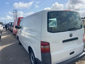 Volkswagen LT 2012 White