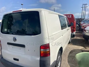 Volkswagen LT 2012 White