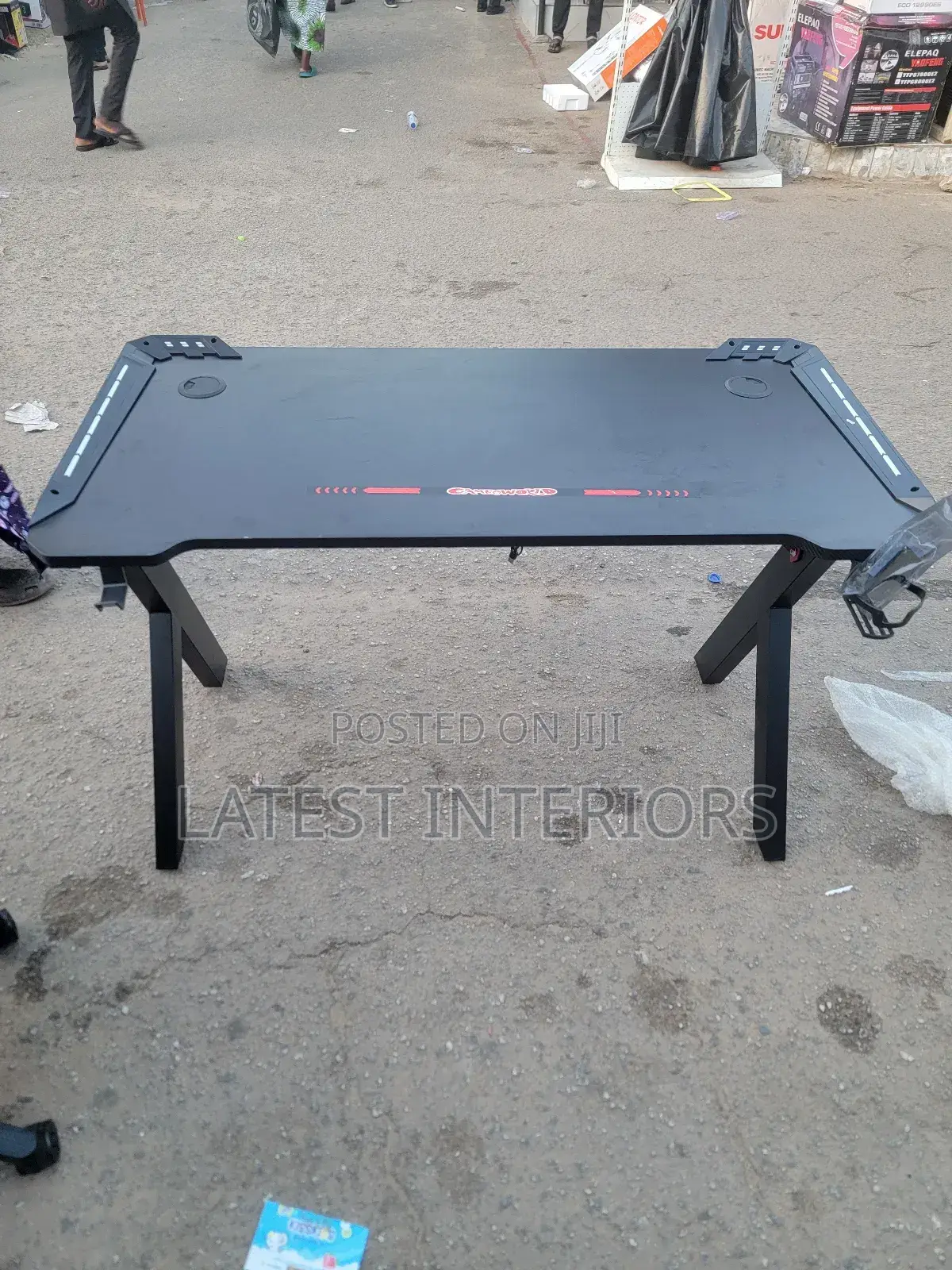 Premium Non-Adjustable Gaming Desk With Led Lights
