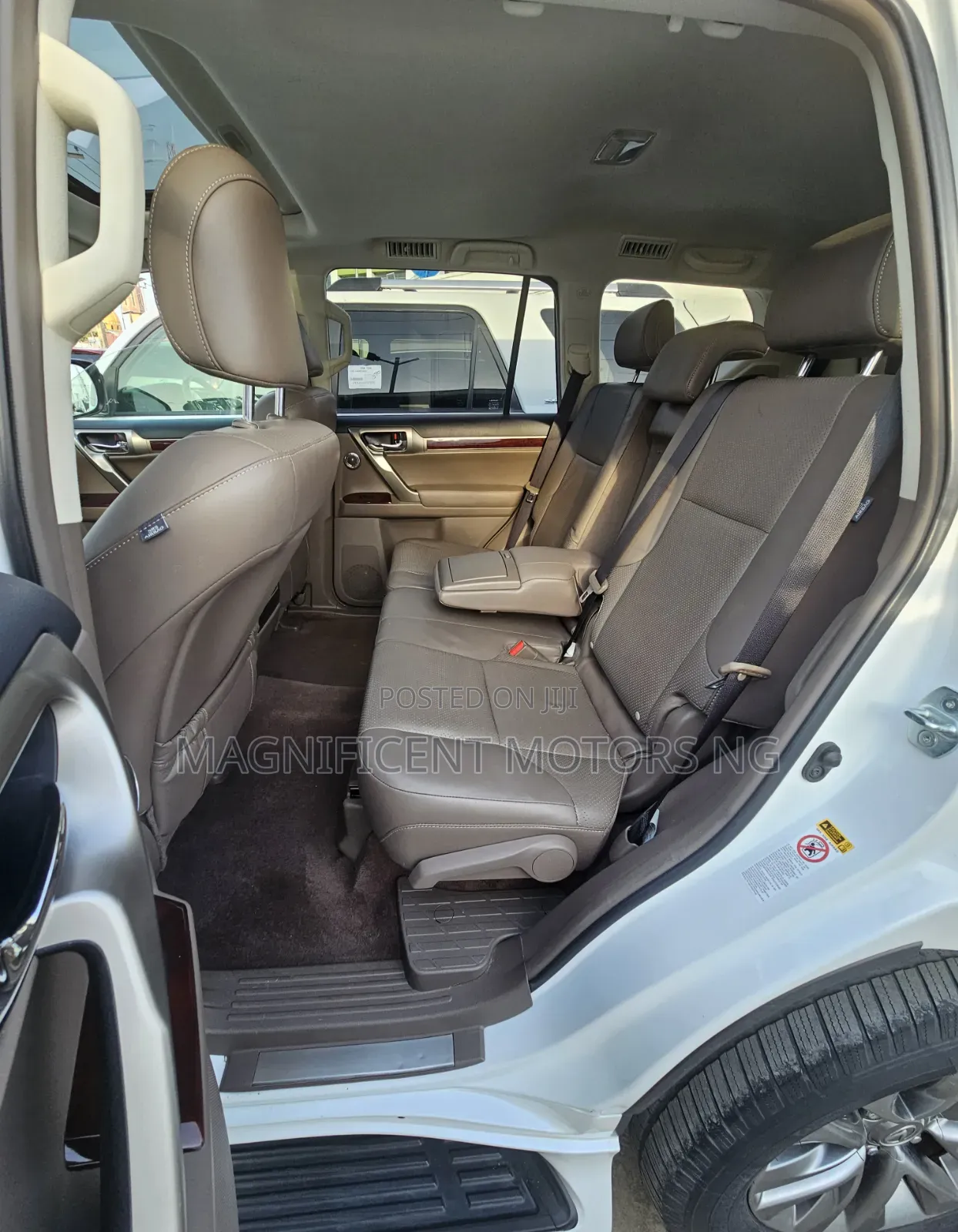 Lexus GX 460 Luxury 2016 White
