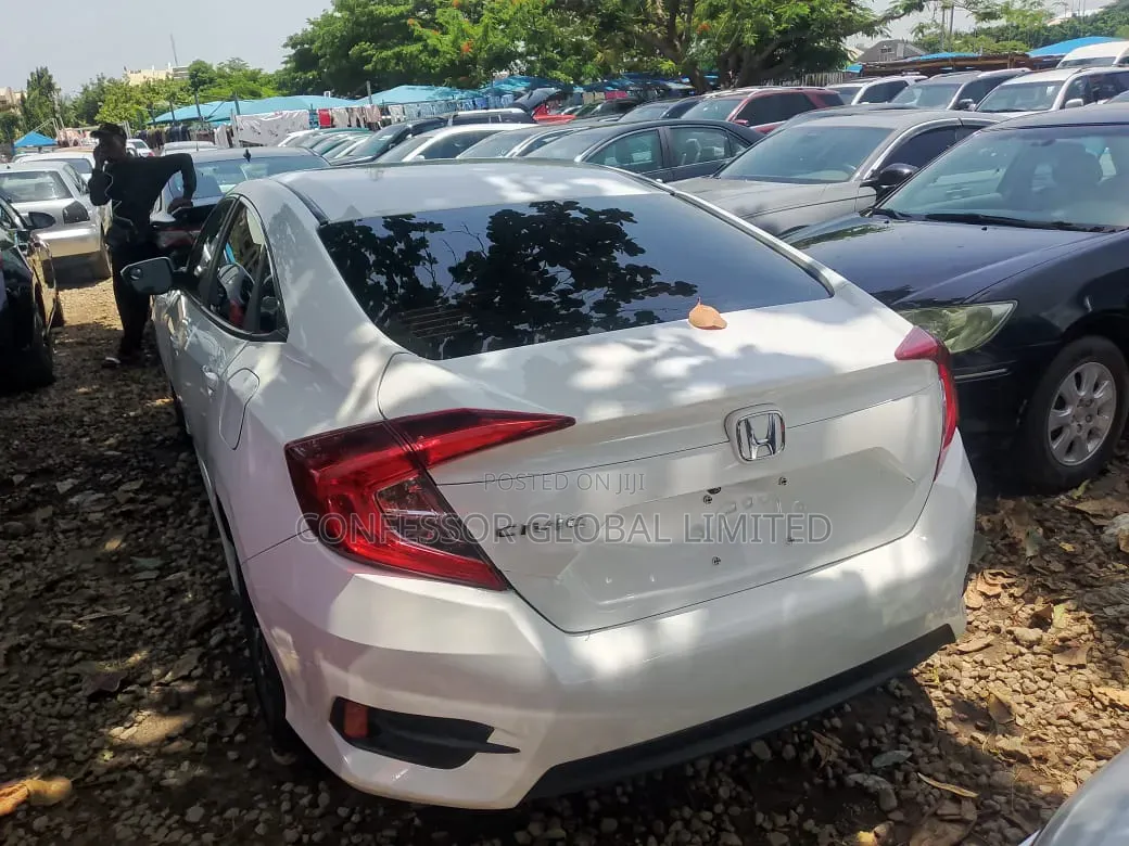 Honda Civic 2017 White