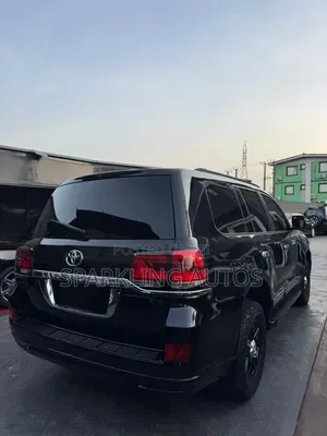 Toyota Land Cruiser 2010 Black