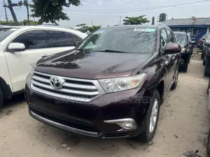 Toyota Highlander Limited 3.5l 4WD 2013 Burgundy