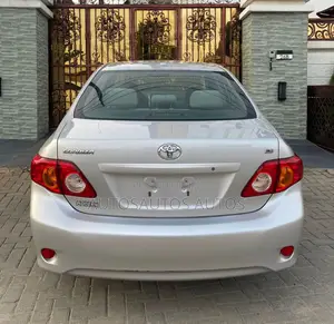Toyota Corolla 2008 Silver