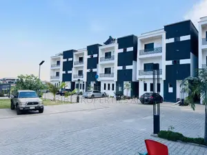 4bdrm Duplex in Kado for sale
