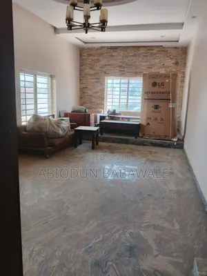 6bdrm Duplex in Jahi By Next Cash for rent