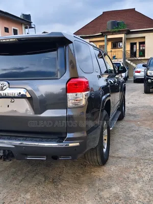 Toyota 4-Runner SR5 4WD 2012 Gray