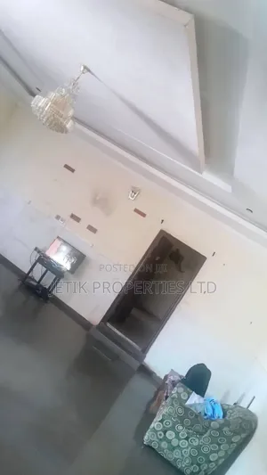 5bdrm Bungalow in Nyon, Makurdi for sale