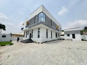 5bdrm Duplex in Gwarinpa for sale
