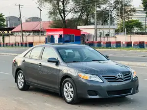 Toyota Camry 2011 Gray