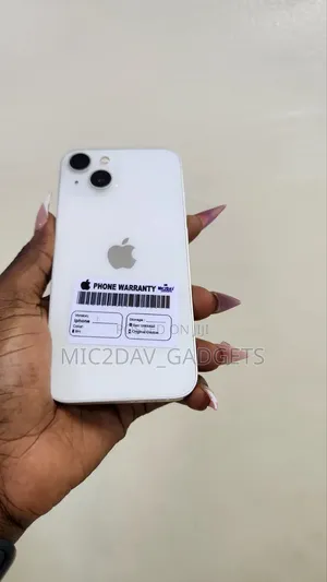 Apple iPhone 13 128 GB White