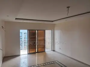 Mini Flat in Law School, 1004 for rent