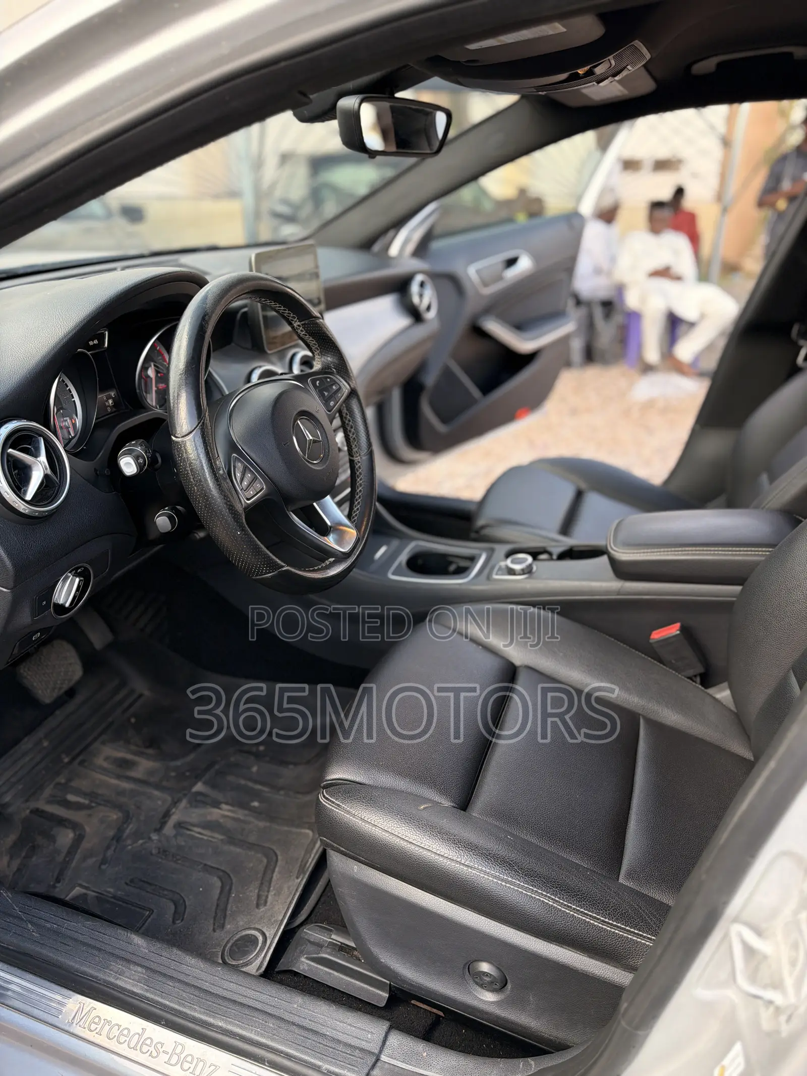 Mercedes-Benz GLA 250 2017 Silver