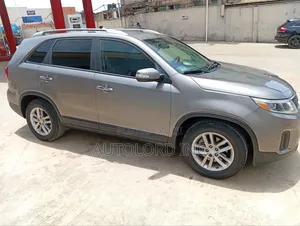 Kia Sorento EX 4dr SUV AWD (3.3L 6cyl 6A) 2014 Gray