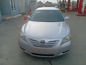 Toyota Camry LE 4dr Sedan (2.4L 4cyl 5A) 2009 Silver