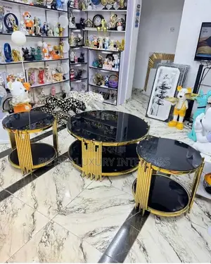 Luxury Center Table With 2 Side Stools