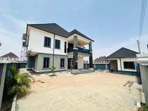 5bdrm Duplex in Life Camp for sale