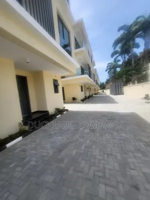 5bdrm Duplex in Parkview Estate for rent