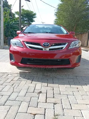 Toyota Corolla 2011 Red