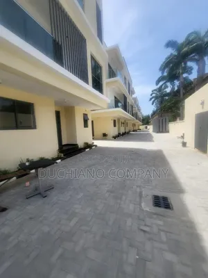 5bdrm Duplex in Parkview Estate for rent