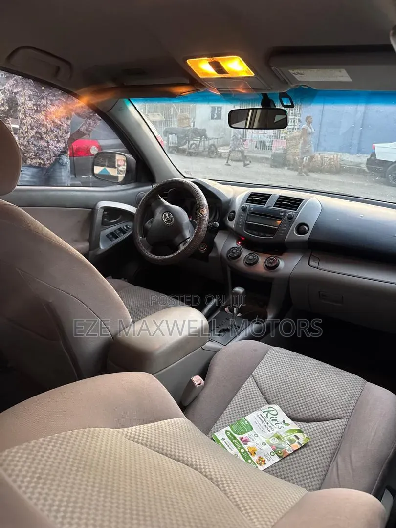 Toyota RAV4 2008 Silver