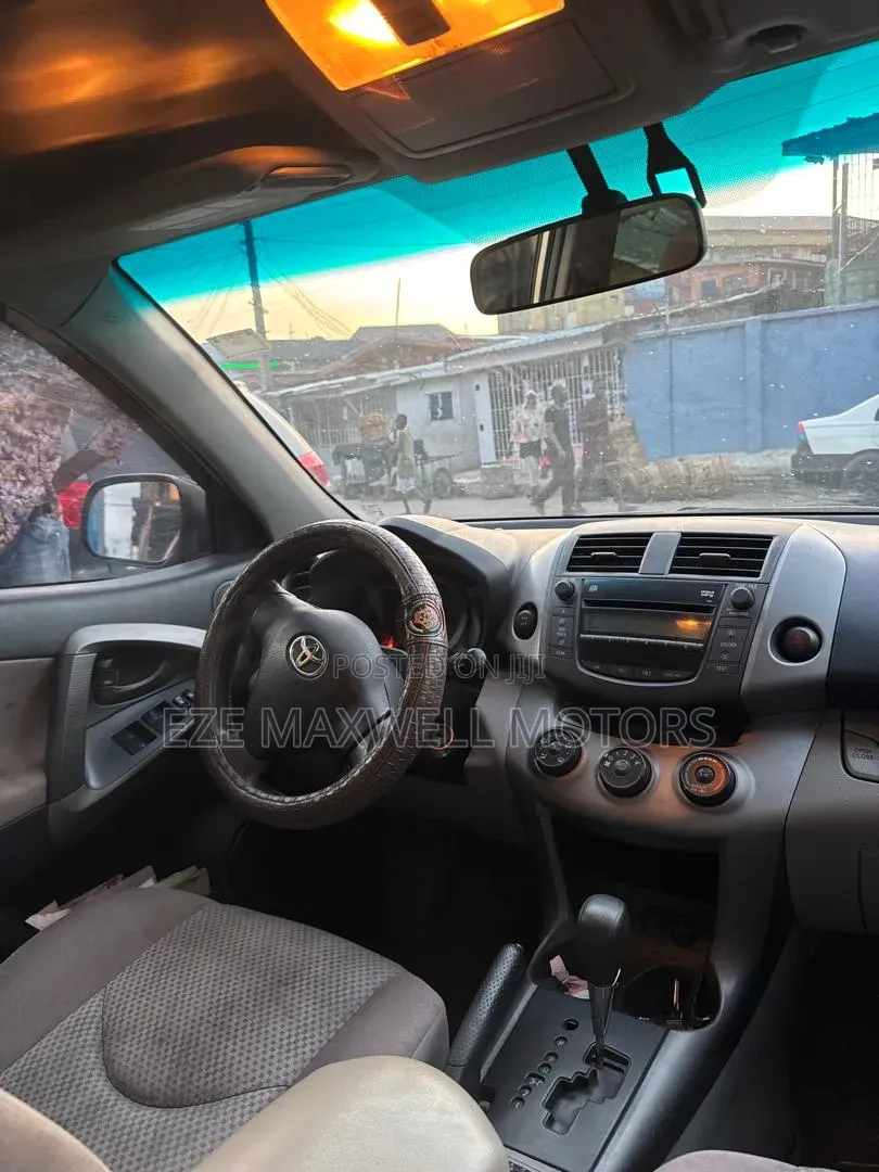 Toyota RAV4 2008 Silver