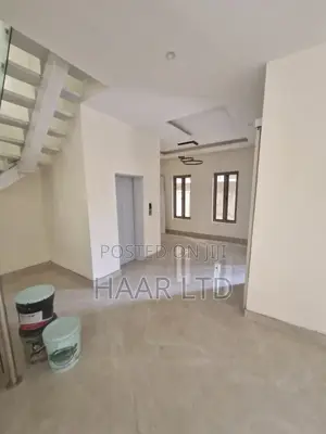 5bdrm Duplex in Banana Island for sale