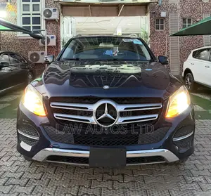 Mercedes-Benz GLE-Class 2017 Blue