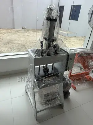 Nylon Punching Machine - Pneumatic Nylon Punching Machine