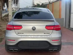 Mercedes-Benz GLC-Class 2019 Silver