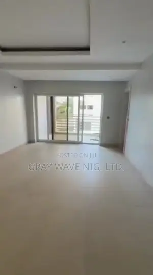 4bdrm Townhouse / Terrace in Utako for rent