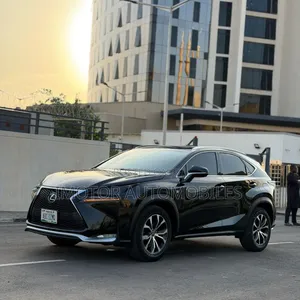 Lexus NX 2016 Black