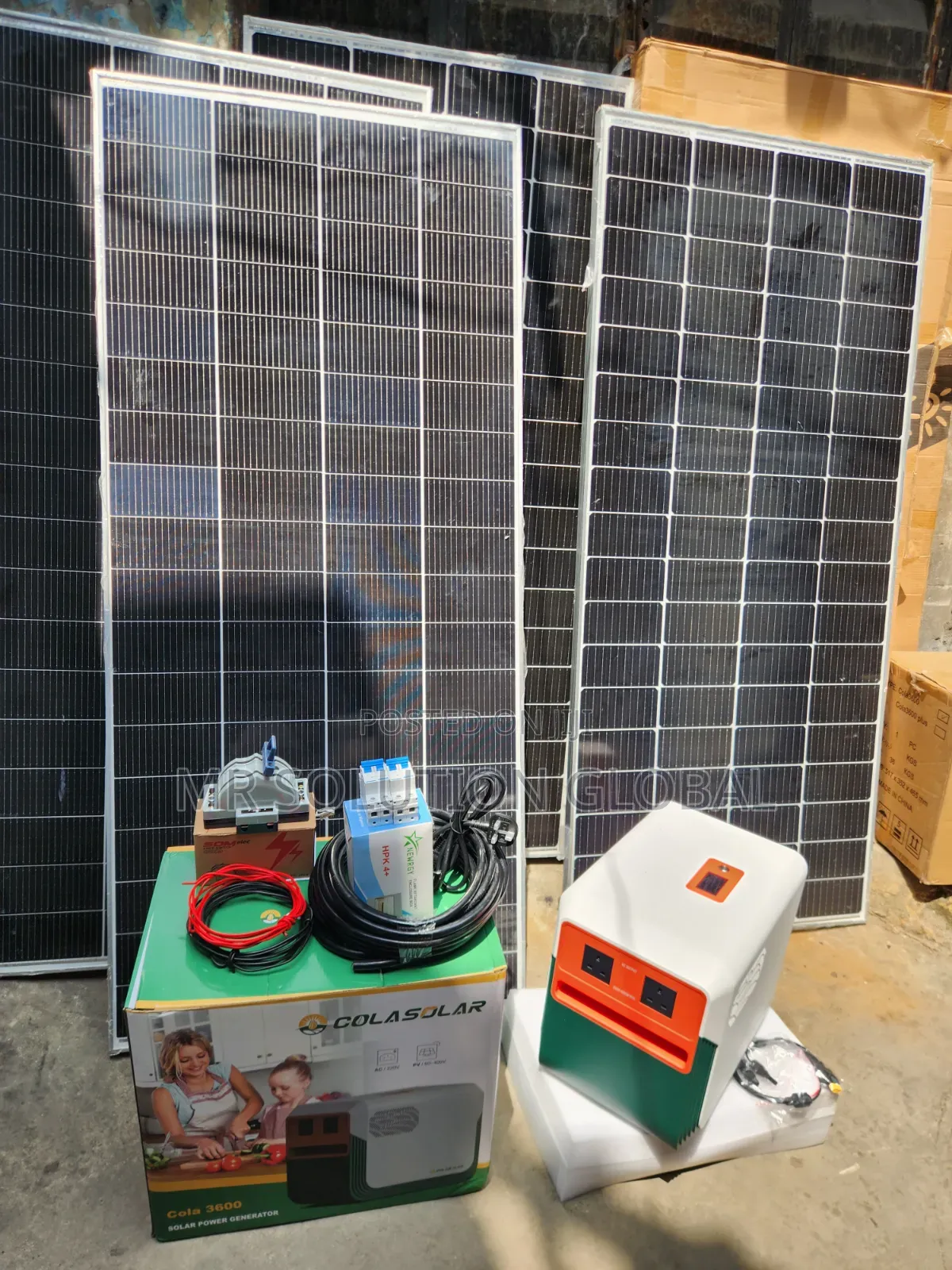 Cola 3.6kwh Solar Generator With 4 Solar Panel