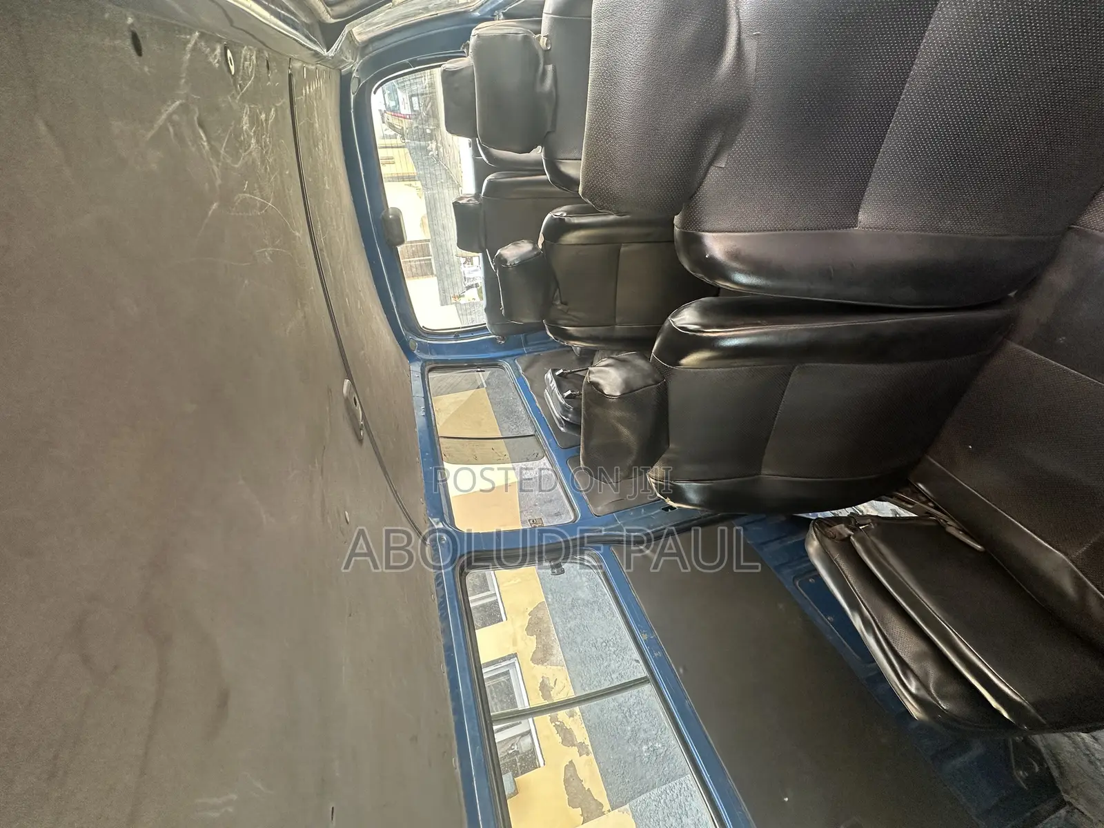 Toyota HiAce 2004 Blue