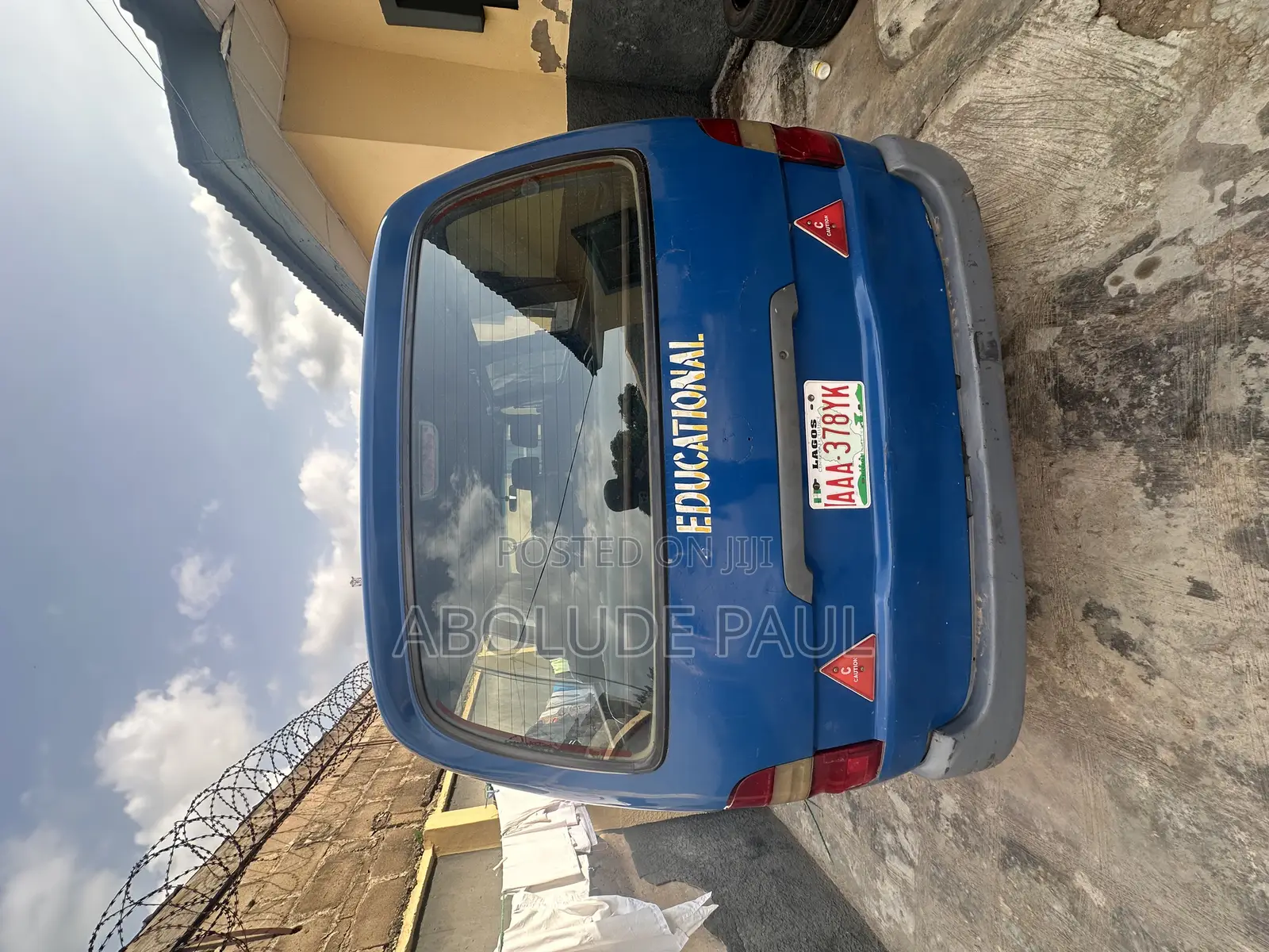 Toyota HiAce 2004 Blue