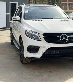 Mercedes-Benz GLE-Class GLE 400 4MATIC 2017 White