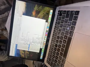 Laptop Apple MacBook Air 2019 16GB Intel Core i5 SSD 256GB