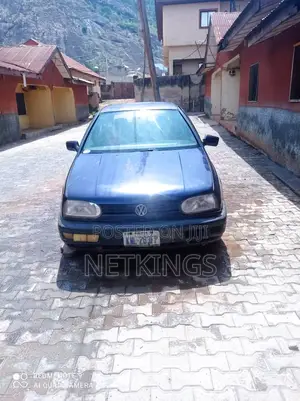 Volkswagen Golf 2004 Blue