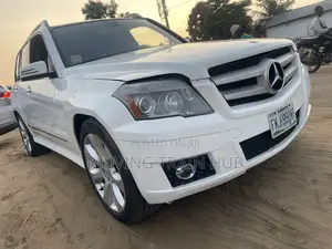 Mercedes-Benz GLK-Class 350 4MATIC 2010 White
