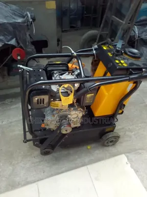 Road Cutting Machine Diessel Engine