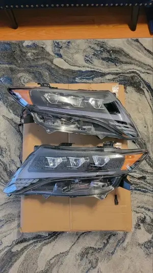 Three Touch Headlamp Toyota Venza 2012 - 2015